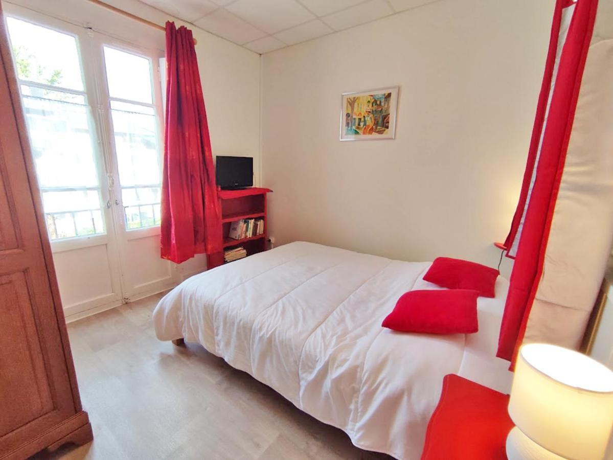 Les 3 Renards, T2 Bis, Parking, Centre Luchon, Casier A Skis, 4 Personnes Bagnères-de-Luchon Exterior foto